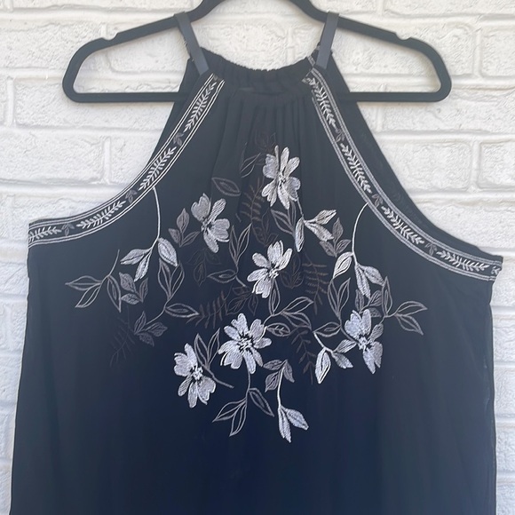 Alfani Embroidered Handkerchief Hemline Halter Top - Picture 4 of 9